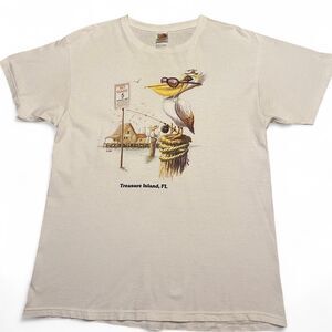 Retro streetwear treasure island tee